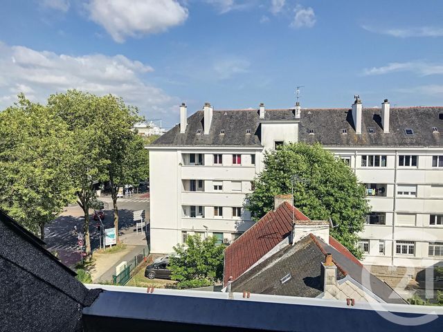 Afficher la photo en grand Appartement F3 à vendre - 3 pièces - 44.0 m2 - ST NAZAIRE - 44 - PAYS-DE-LOIRE - Century 21 By Ouest