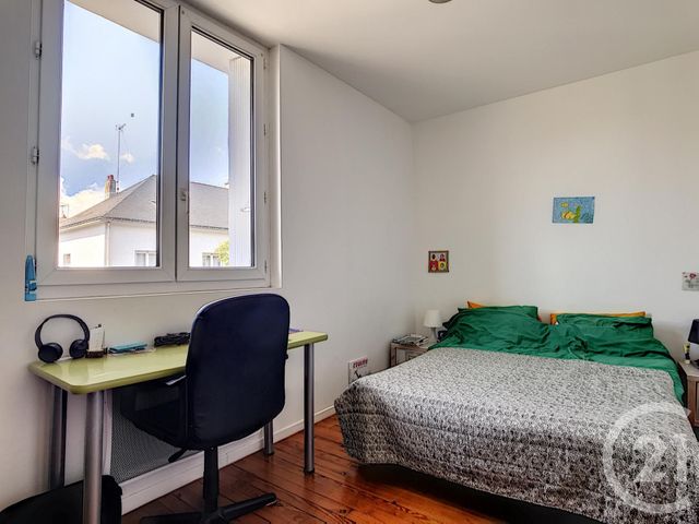 Appartement F4 à vendre - 4 pièces - 88.0 m2 - ST NAZAIRE - 44 - PAYS-DE-LOIRE - Century 21 By Ouest Appartement F4 à vendre - 4 pièces - 88.0 m2 - ST NAZAIRE - 44 - PAYS-DE-LOIRE - Century 21 By Ouest