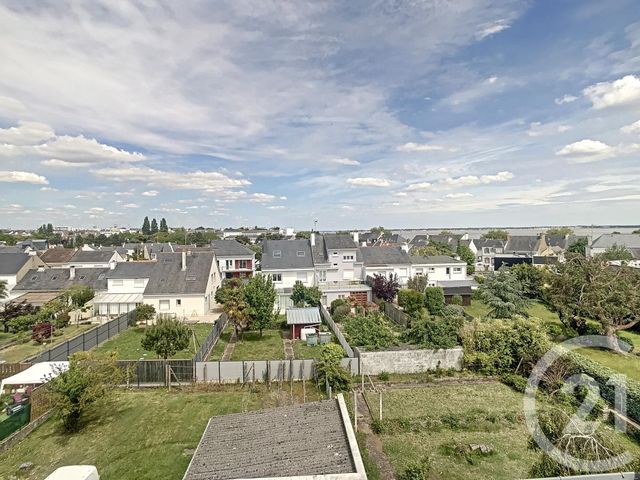 Appartement F3 à vendre - 3 pièces - 60.79 m2 - ST NAZAIRE - 44 - PAYS-DE-LOIRE - Century 21 By Ouest Appartement F3 à vendre - 3 pièces - 60.79 m2 - ST NAZAIRE - 44 - PAYS-DE-LOIRE - Century 21 By Ouest