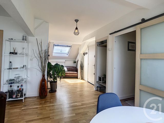 Appartement F3 à vendre - 3 pièces - 60.79 m2 - ST NAZAIRE - 44 - PAYS-DE-LOIRE - Century 21 By Ouest Appartement F3 à vendre - 3 pièces - 60.79 m2 - ST NAZAIRE - 44 - PAYS-DE-LOIRE - Century 21 By Ouest