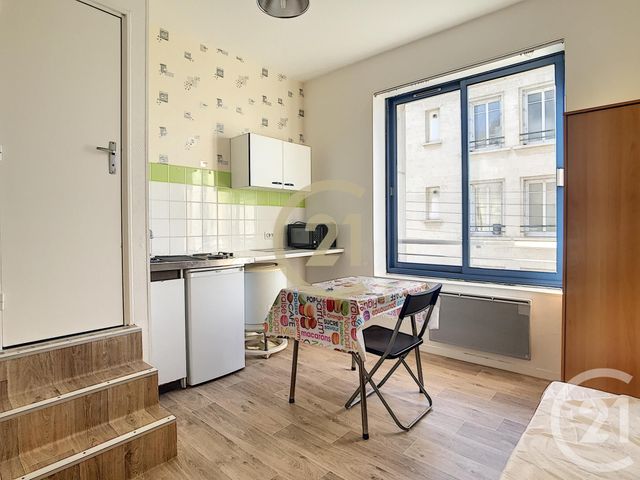 Appartement F1 à louer - 1 pièce - 13.66 m2 - ST NAZAIRE - 44 - PAYS-DE-LOIRE - Century 21 By Ouest Appartement F1 à louer - 1 pièce - 13.66 m2 - ST NAZAIRE - 44 - PAYS-DE-LOIRE - Century 21 By Ouest