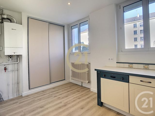 Appartement F3 à louer - 3 pièces - 81.65 m2 - ST NAZAIRE - 44 - PAYS-DE-LOIRE - Century 21 By Ouest Appartement F3 à louer - 3 pièces - 81.65 m2 - ST NAZAIRE - 44 - PAYS-DE-LOIRE - Century 21 By Ouest