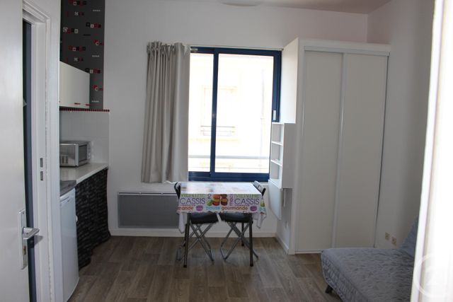 Appartement F1 à louer - 1 pièce - 18.0 m2 - ST NAZAIRE - 44 - PAYS-DE-LOIRE - Century 21 By Ouest Appartement F1 à louer - 1 pièce - 18.0 m2 - ST NAZAIRE - 44 - PAYS-DE-LOIRE - Century 21 By Ouest