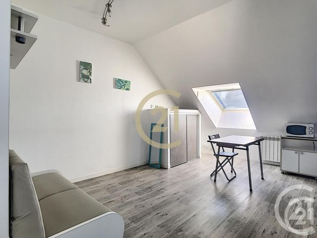 Appartement F1 à louer - 1 pièce - 14.94 m2 - ST NAZAIRE - 44 - PAYS-DE-LOIRE - Century 21 By Ouest Appartement F1 à louer - 1 pièce - 14.94 m2 - ST NAZAIRE - 44 - PAYS-DE-LOIRE - Century 21 By Ouest