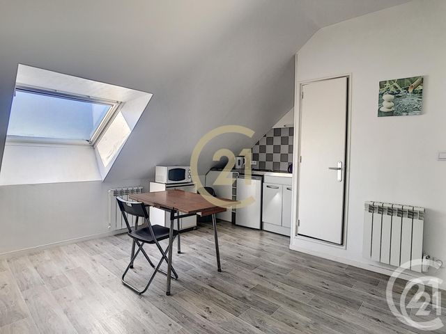 Appartement F1 à louer - 1 pièce - 14.94 m2 - ST NAZAIRE - 44 - PAYS-DE-LOIRE - Century 21 By Ouest Appartement F1 à louer - 1 pièce - 14.94 m2 - ST NAZAIRE - 44 - PAYS-DE-LOIRE - Century 21 By Ouest