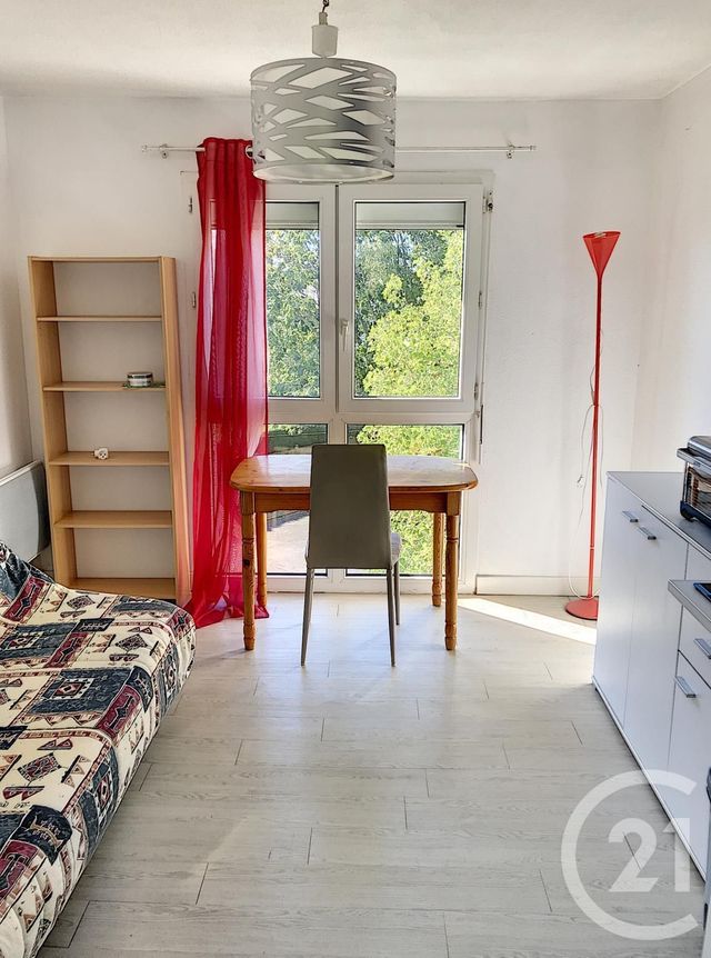 Afficher la photo en grand Appartement F1 à louer - 1 pièce - 12.97 m2 - ST NAZAIRE - 44 - PAYS-DE-LOIRE - Century 21 By Ouest