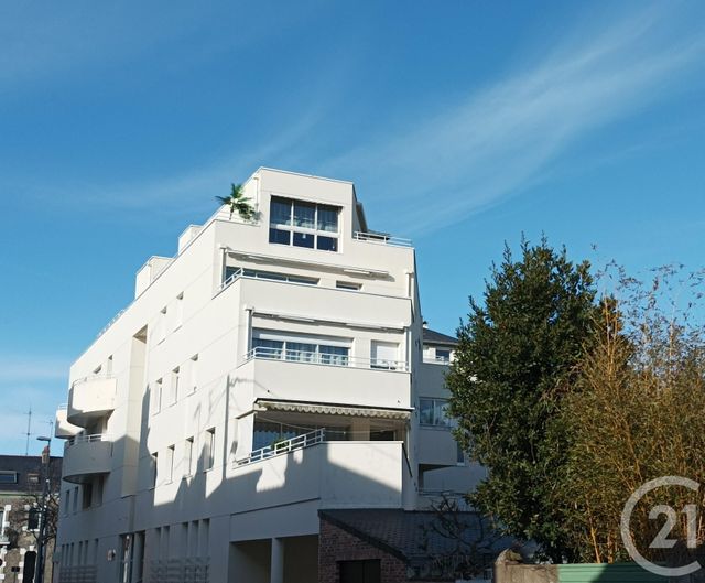 Appartement T4 à vendre - 4 pièces - 131.64 m2 - ST NAZAIRE - 44 - PAYS-DE-LOIRE - Century 21 By Ouest