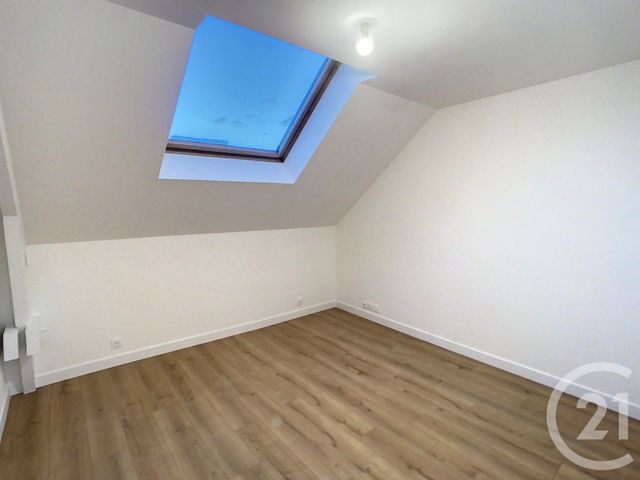 Appartement T4 à louer - 4 pièces - 68.4 m2 - ST NAZAIRE - 44 - PAYS-DE-LOIRE - Century 21 By Ouest