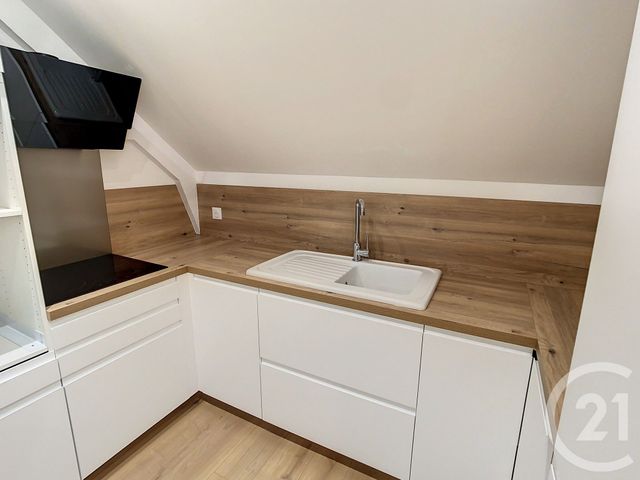 Appartement T4 à louer - 4 pièces - 68.4 m2 - ST NAZAIRE - 44 - PAYS-DE-LOIRE - Century 21 By Ouest