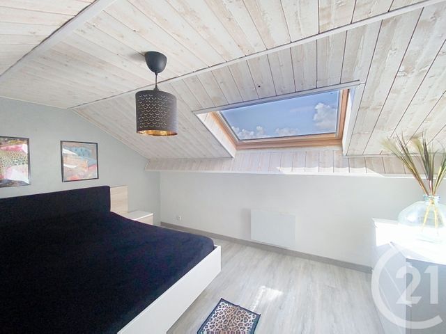 Appartement F5 à vendre - 6 pièces - 100.6 m2 - ST NAZAIRE - 44 - PAYS-DE-LOIRE - Century 21 By Ouest