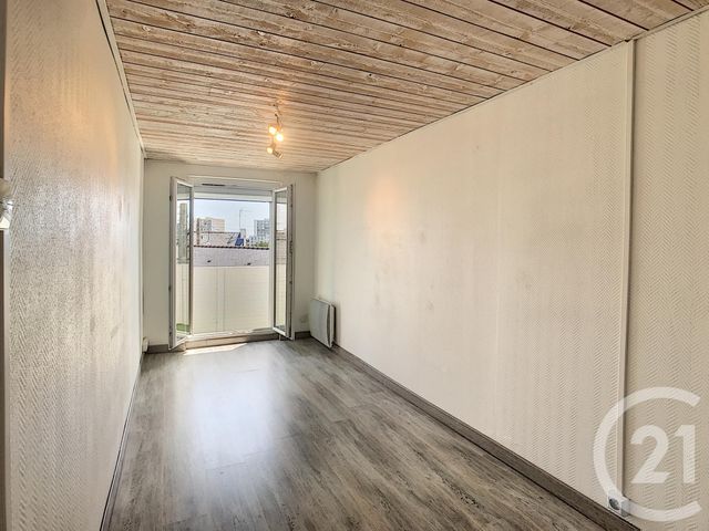 Appartement F5 à vendre - 6 pièces - 100.6 m2 - ST NAZAIRE - 44 - PAYS-DE-LOIRE - Century 21 By Ouest