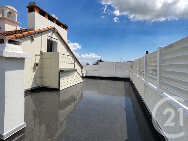 Appartement F5 à vendre - 6 pièces - 100.6 m2 - ST NAZAIRE - 44 - PAYS-DE-LOIRE - Century 21 By Ouest