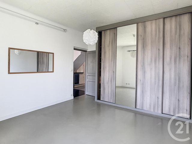 Appartement F5 à vendre - 6 pièces - 100.6 m2 - ST NAZAIRE - 44 - PAYS-DE-LOIRE - Century 21 By Ouest