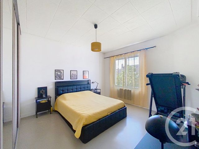 Appartement F5 à vendre - 6 pièces - 100.6 m2 - ST NAZAIRE - 44 - PAYS-DE-LOIRE - Century 21 By Ouest