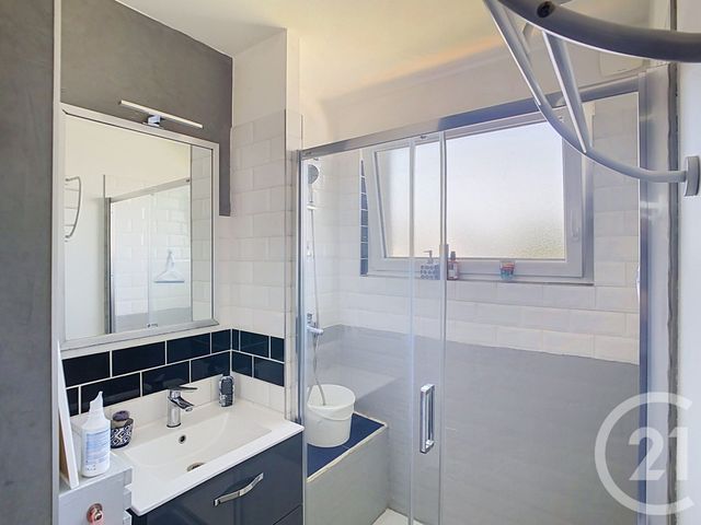 maison à vendre - 6 pièces - 146.55 m2 - ST NAZAIRE - 44 - PAYS-DE-LOIRE - Century 21 By Ouest