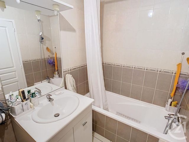 Appartement F2 à vendre - 2 pièces - 38.21 m2 - TRIGNAC - 44 - PAYS-DE-LOIRE - Century 21 By Ouest