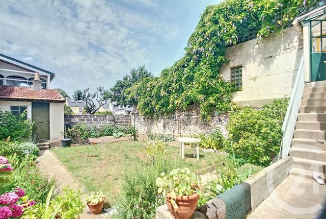 Appartement F3 à vendre - 3 pièces - 71.22 m2 - ST NAZAIRE - 44 - PAYS-DE-LOIRE - Century 21 By Ouest