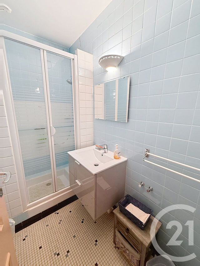 maison à vendre - 6 pièces - 160.0 m2 - ST NAZAIRE - 44 - PAYS-DE-LOIRE - Century 21 By Ouest