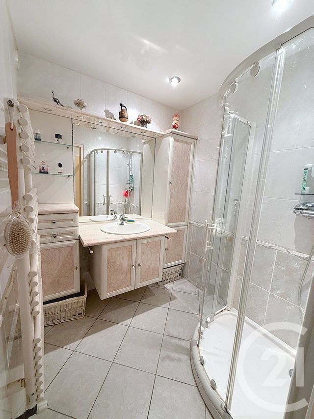 maison à vendre - 6 pièces - 160.0 m2 - ST NAZAIRE - 44 - PAYS-DE-LOIRE - Century 21 By Ouest