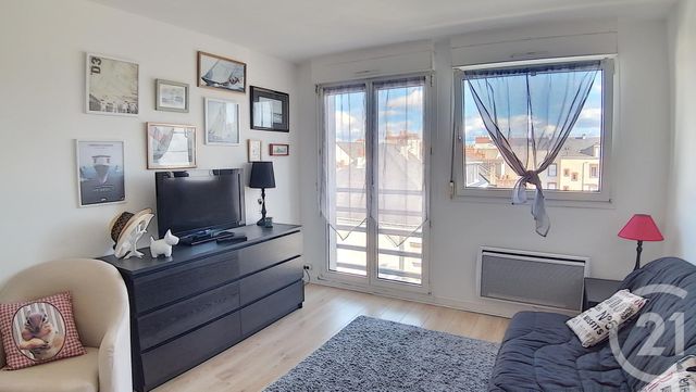 Appartement F1 à louer - 1 pièce - 19.95 m2 - ST NAZAIRE - 44 - PAYS-DE-LOIRE - Century 21 By Ouest