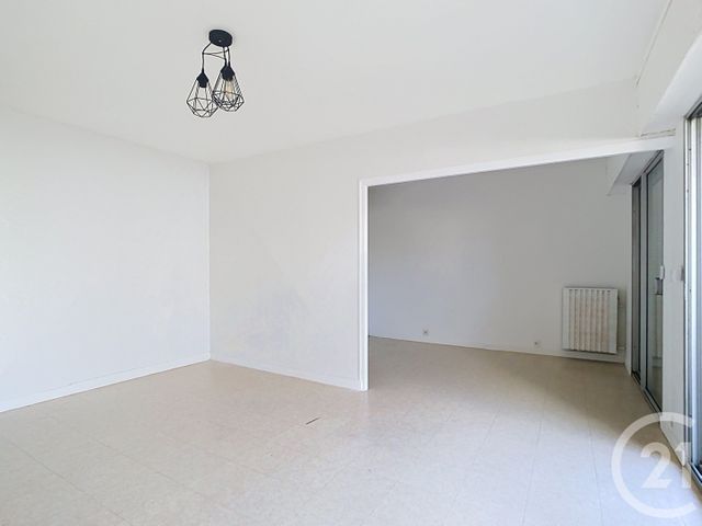 Appartement T3 à vendre - 3 pièces - 61.95 m2 - ST NAZAIRE - 44 - PAYS-DE-LOIRE - Century 21 By Ouest