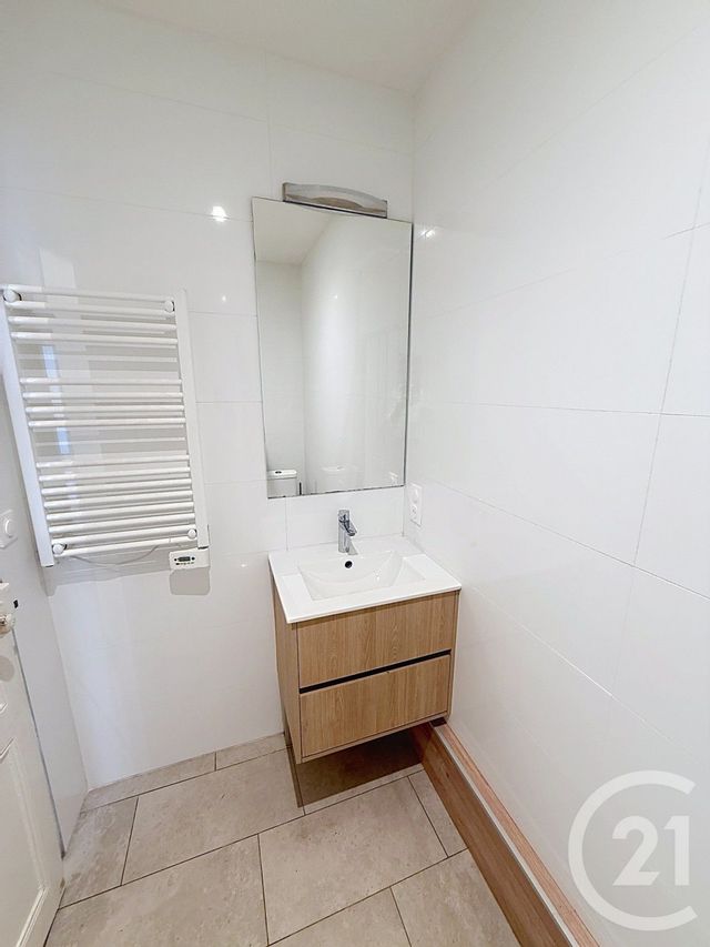 Appartement T2 à vendre - 2 pièces - 37.14 m2 - ST NAZAIRE - 44 - PAYS-DE-LOIRE - Century 21 By Ouest
