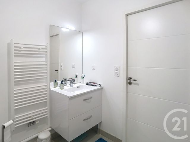 Appartement T2 à vendre - 2 pièces - 42.12 m2 - ST NAZAIRE - 44 - PAYS-DE-LOIRE - Century 21 By Ouest