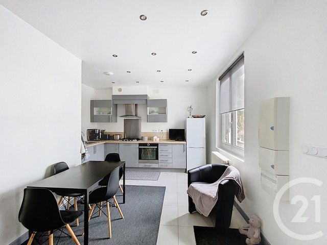 maison à vendre - 4 pièces - 47.0 m2 - ST NAZAIRE - 44 - PAYS-DE-LOIRE - Century 21 By Ouest