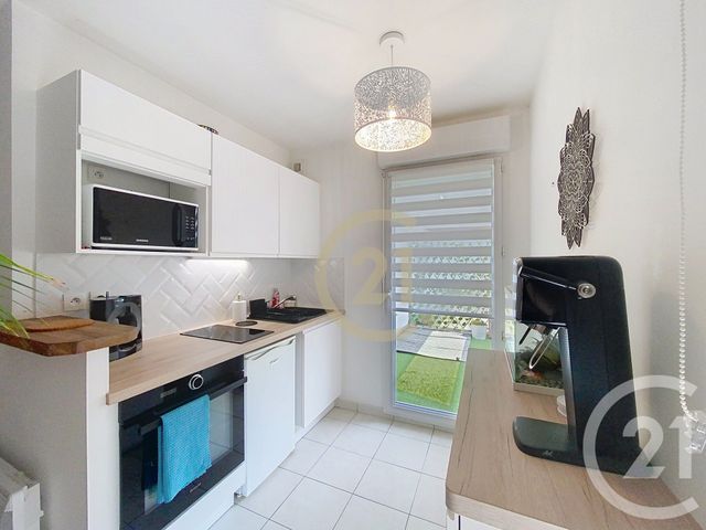 Appartement T2 à louer - 2 pièces - 42.55 m2 - ST NAZAIRE - 44 - PAYS-DE-LOIRE - Century 21 By Ouest