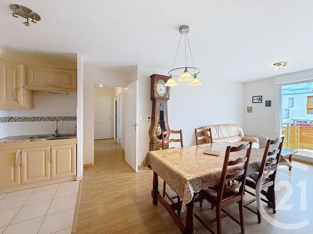 Afficher la photo en grand Appartement F3 à vendre - 3 pièces - 62.64 m2 - ST NAZAIRE - 44 - PAYS-DE-LOIRE - Century 21 By Ouest