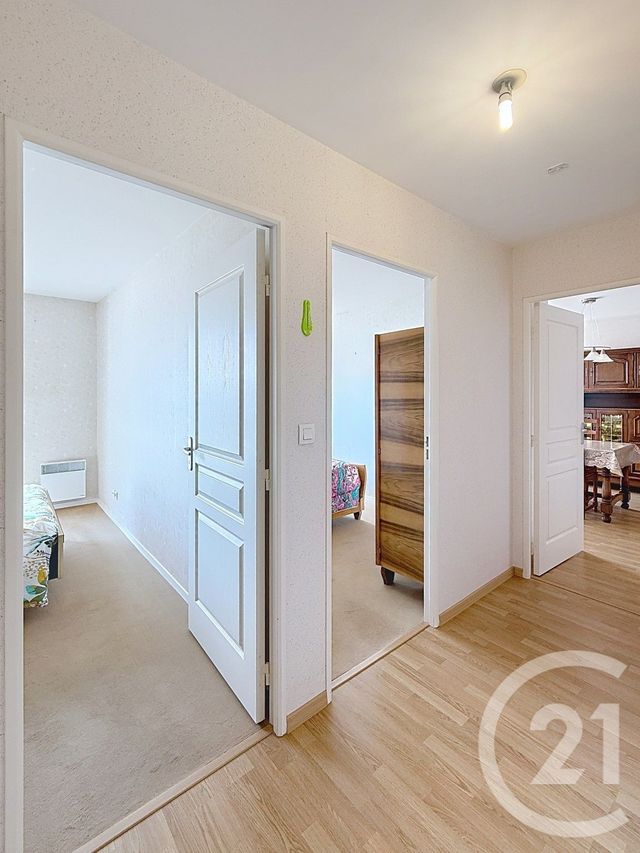 Afficher la photo en grand Appartement F3 à vendre - 3 pièces - 62.64 m2 - ST NAZAIRE - 44 - PAYS-DE-LOIRE - Century 21 By Ouest