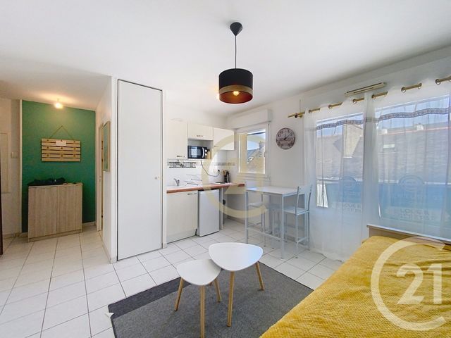 Appartement T1 à louer - 1 pièce - 23.64 m2 - ST NAZAIRE - 44 - PAYS-DE-LOIRE - Century 21 By Ouest