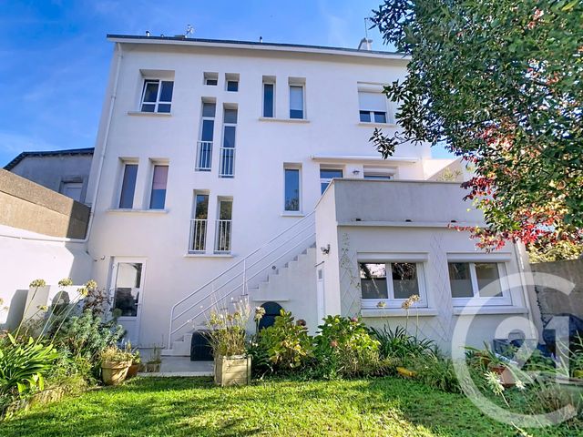 maison à vendre - 8 pièces - 247.16 m2 - ST NAZAIRE - 44 - PAYS-DE-LOIRE - Century 21 By Ouest