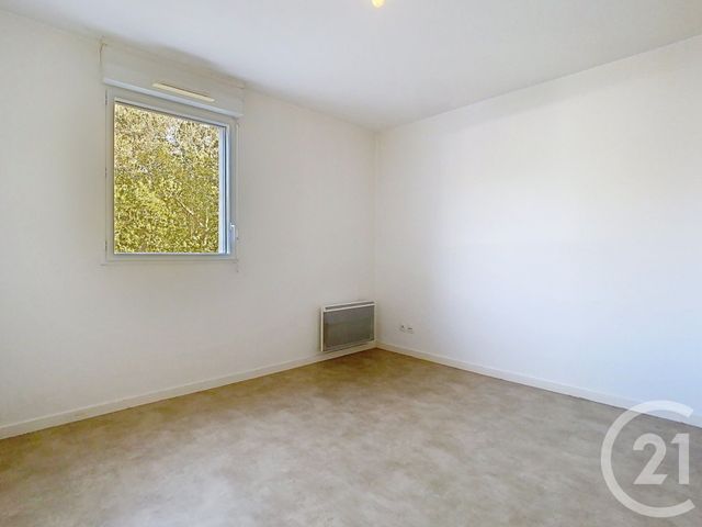 Afficher la photo en grand Appartement F2 à vendre - 2 pièces - 48.43 m2 - ST NAZAIRE - 44 - PAYS-DE-LOIRE - Century 21 By Ouest
