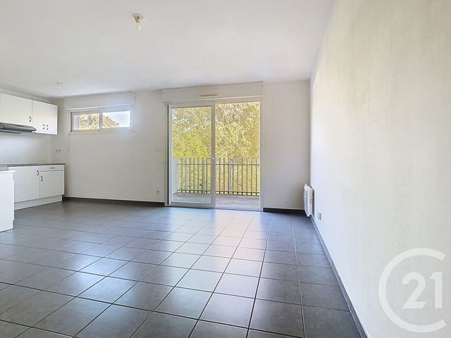 Afficher la photo en grand Appartement F2 à vendre - 2 pièces - 48.43 m2 - ST NAZAIRE - 44 - PAYS-DE-LOIRE - Century 21 By Ouest
