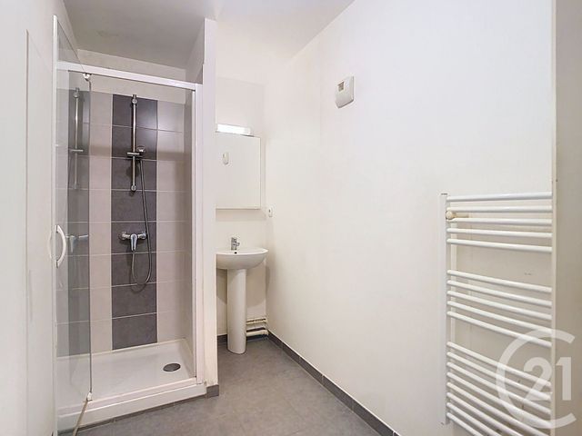 Afficher la photo en grand Appartement F2 à vendre - 2 pièces - 48.43 m2 - ST NAZAIRE - 44 - PAYS-DE-LOIRE - Century 21 By Ouest