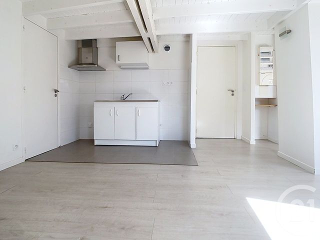Appartement Studio à vendre - 1 pièce - 24.0 m2 - ST NAZAIRE - 44 - PAYS-DE-LOIRE - Century 21 By Ouest