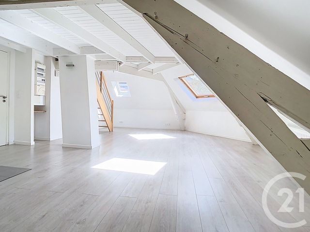 Appartement Studio à vendre - 1 pièce - 24.0 m2 - ST NAZAIRE - 44 - PAYS-DE-LOIRE - Century 21 By Ouest