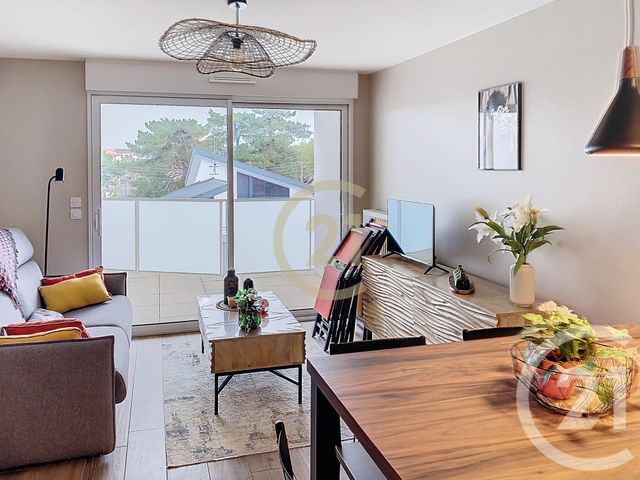 Afficher la photo en grand Appartement F2 à louer - 2 pièces - 42.2 m2 - ST BREVIN LES PINS - 44 - PAYS-DE-LOIRE - Century 21 By Ouest