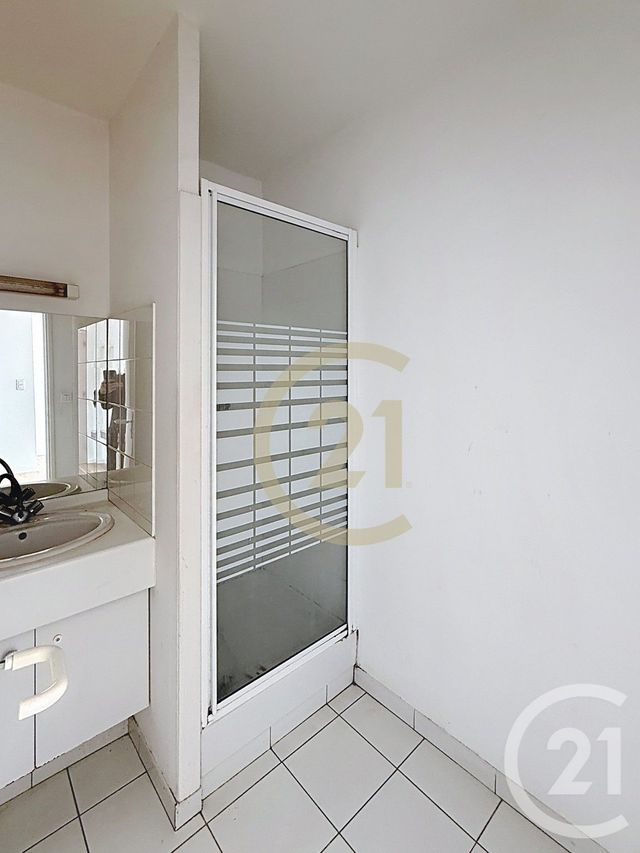 Appartement F3 à vendre - 3 pièces - 49.72 m2 - ST NAZAIRE - 44 - PAYS-DE-LOIRE - Century 21 By Ouest