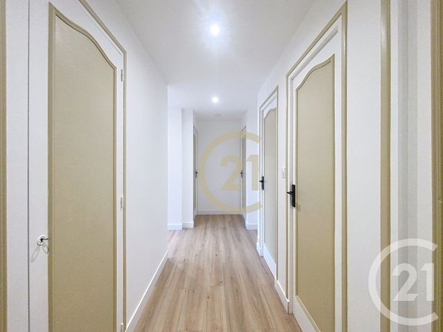 Appartement F3 à louer - 3 pièces - 61.64 m2 - ST NAZAIRE - 44 - PAYS-DE-LOIRE - Century 21 By Ouest