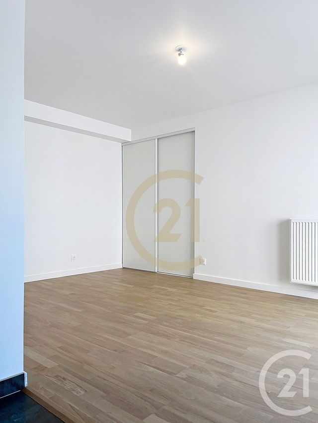 Appartement T2 à louer - 2 pièces - 43.6 m2 - LA BAULE - 44 - PAYS-DE-LOIRE - Century 21 By Ouest
