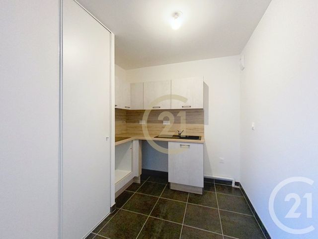 Appartement T2 à louer - 2 pièces - 43.6 m2 - LA BAULE - 44 - PAYS-DE-LOIRE - Century 21 By Ouest