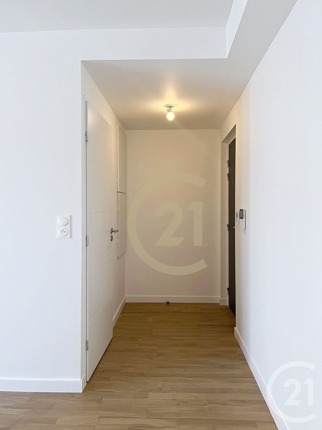 Appartement T2 à louer - 2 pièces - 43.6 m2 - LA BAULE - 44 - PAYS-DE-LOIRE - Century 21 By Ouest