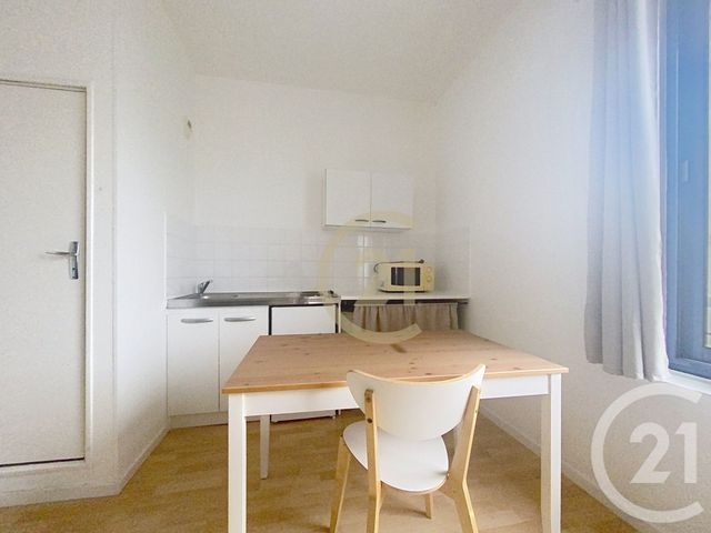 Appartement Studio à louer - 1 pièce - 15.94 m2 - ST NAZAIRE - 44 - PAYS-DE-LOIRE - Century 21 By Ouest