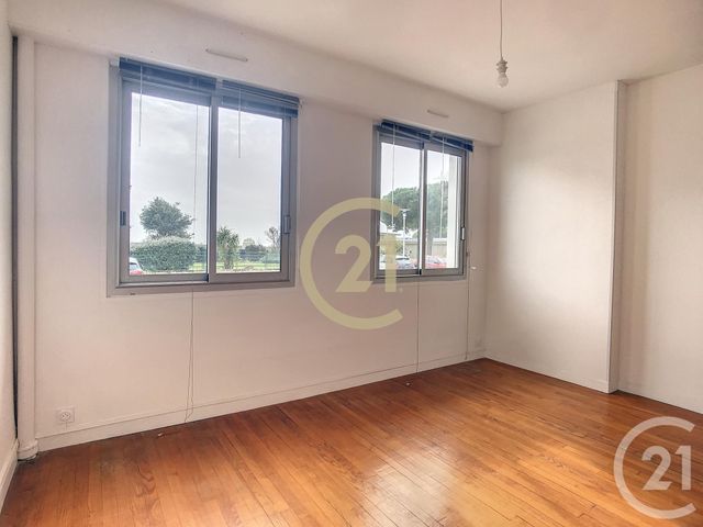 Appartement T2 à vendre - 2 pièces - 41.75 m2 - ST NAZAIRE - 44 - PAYS-DE-LOIRE - Century 21 By Ouest