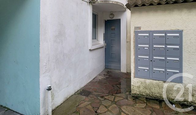 Appartement Studio à vendre - 1 pièce - 29.01 m2 - ST NAZAIRE - 44 - PAYS-DE-LOIRE - Century 21 By Ouest