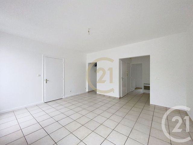 Appartement T2 à louer - 2 pièces - 50.32 m2 - ST NAZAIRE - 44 - PAYS-DE-LOIRE - Century 21 By Ouest