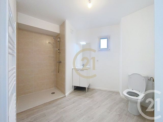 Appartement T2 à louer - 2 pièces - 43.7 m2 - ST NAZAIRE - 44 - PAYS-DE-LOIRE - Century 21 By Ouest