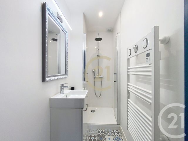 Appartement T3 à louer - 3 pièces - 68.77 m2 - ST NAZAIRE - 44 - PAYS-DE-LOIRE - Century 21 By Ouest